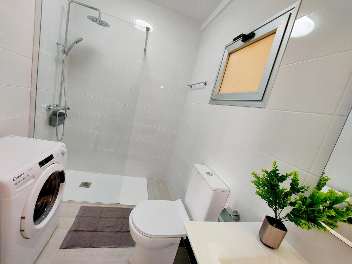 Sunny Cozy Nice Apartment Loscristianos Wifi,Pool Los Cristianos  Εξωτερικό φωτογραφία
